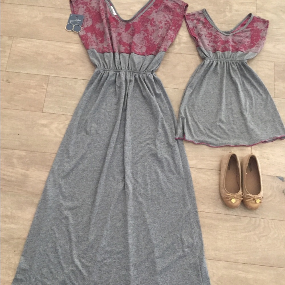 Daughter💗 & Mommy 💗 Set! Mom Size S Size 5 girl - Picture 1 of 5